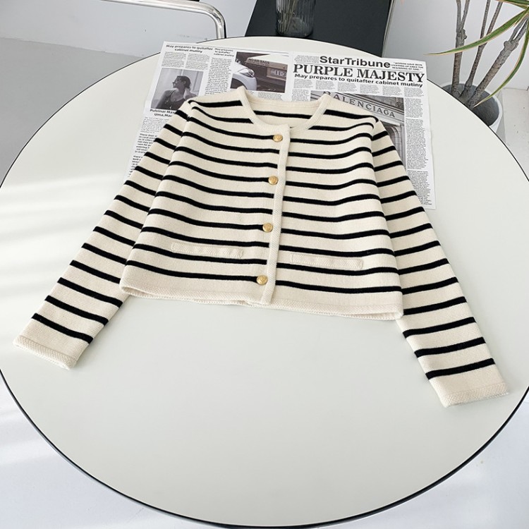 Black Stripes 2025 Spring Women Stripes Knit Cardigan O-neck Short Coat Single Breasted Long Sleeve Sweater